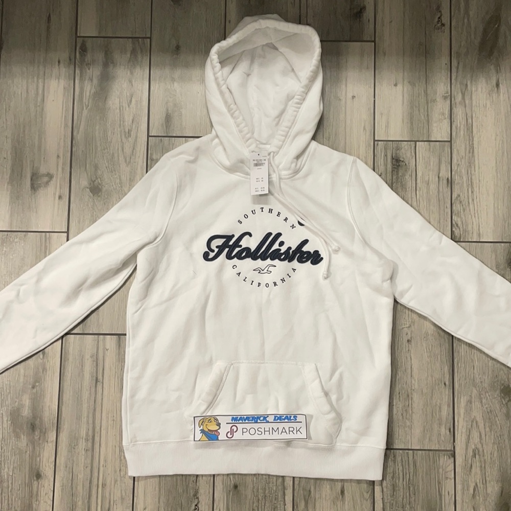 NWT Hollister Script Logo Hoodie